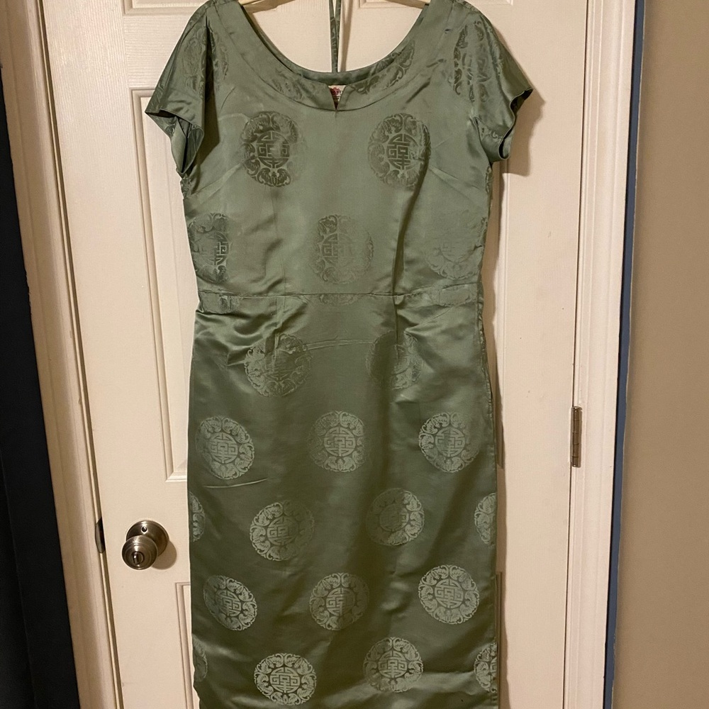 Dynasty Jade green vintage dress
